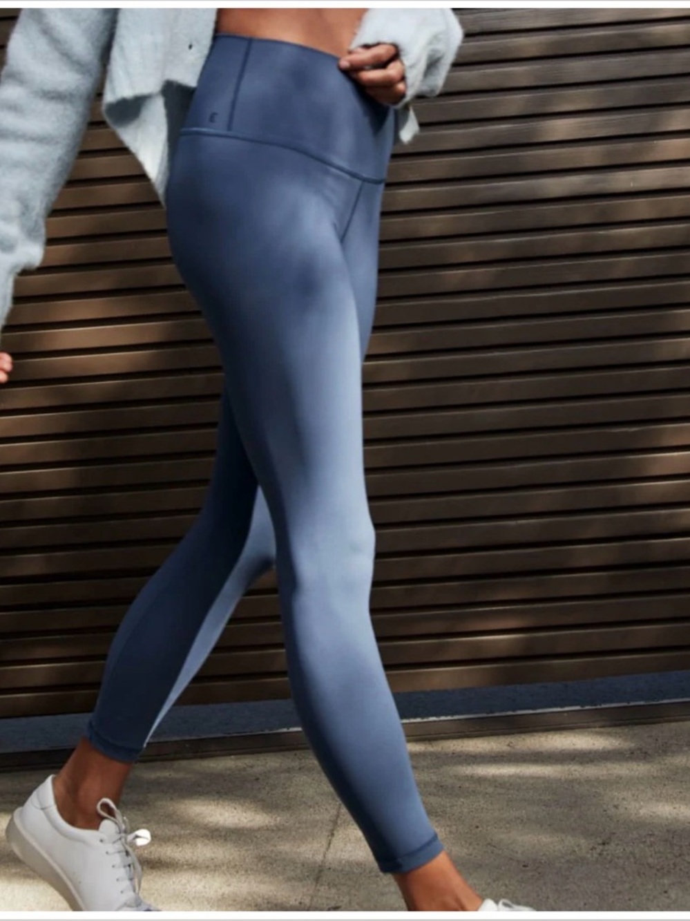 Everlane Perform Navy Blue Leggings Sz M Sporty Workout Run Hike Granola